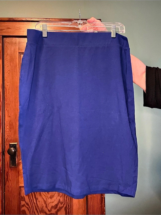 Zenana Outfitters Dresses & Skirts - Zenana Blue Pencil Skirt Size 2X Like New